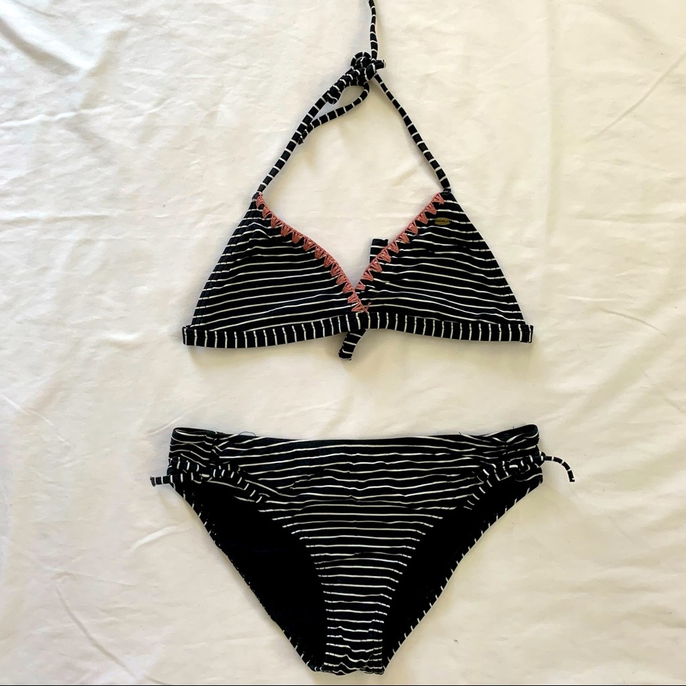 striped o’neill bikini
